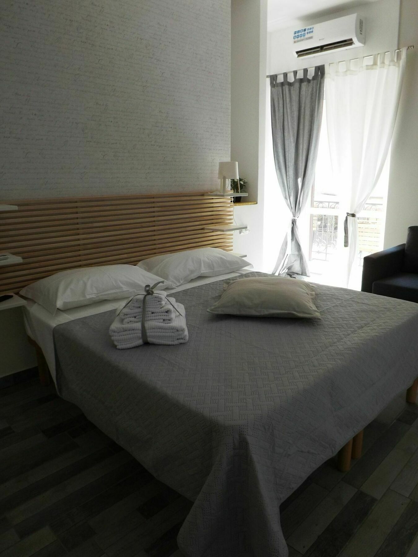 Domus Alma Bed & Breakfast Napoli Dış mekan fotoğraf
