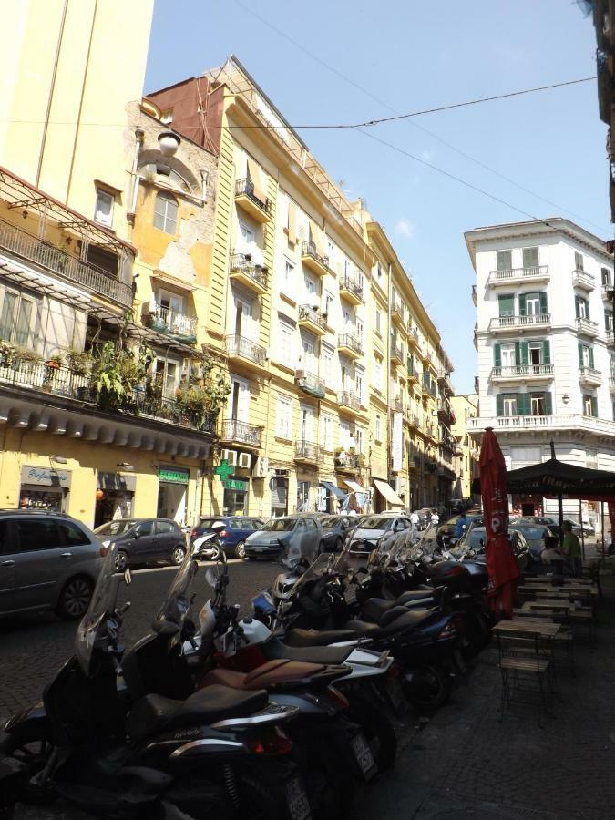 Domus Alma Bed & Breakfast Napoli Dış mekan fotoğraf