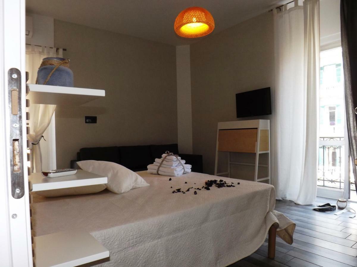 Domus Alma Bed & Breakfast Napoli Dış mekan fotoğraf